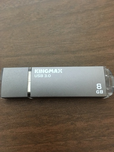 USBメモリー
