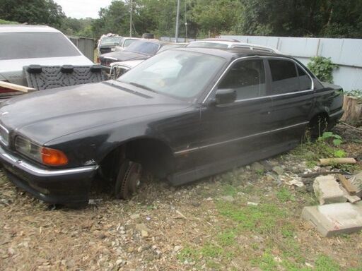 BMW-740i-外装部品フロントバンパー販売