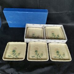 【未使用】四角い小皿 5枚セット 箱付き