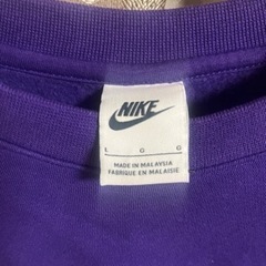 NIKE スウェットトレーナー　パープルの画像