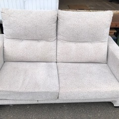 ⭐️ソファー⭐️ 2人掛け 美品 大阪市近郊配送無料 軽トラック90分無料貸し出し】二人掛けソファー入荷しました！！