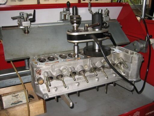 MB-124-201-126-研摩加工済みシリンダーヘツト販売