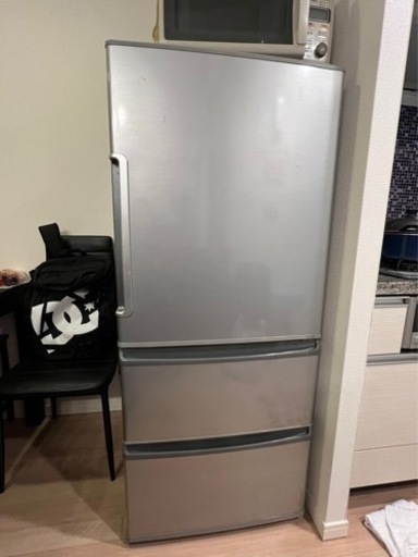 AQUA AQR-271E アクア  3ドア冷蔵庫 272L