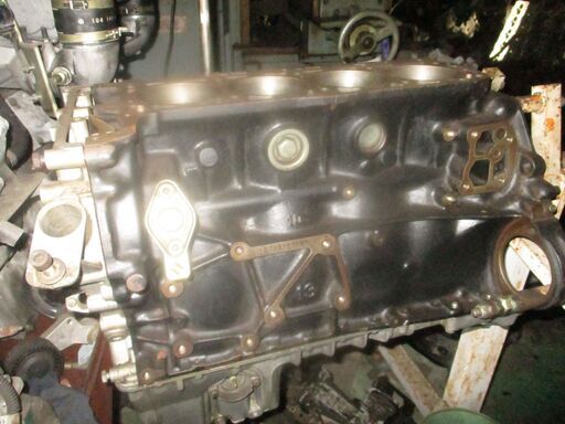 MB-190E-16Vエンジンユーズドショートブロツク販売