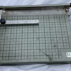 ☆METALTRIMMER 裁断機 手動断裁機 裁断機 ペーパー...