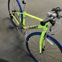 2台まとめて自転車　クロスバイクの画像