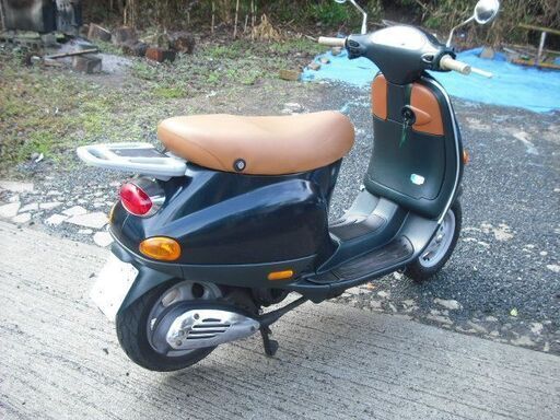 Vespa Piaggio ベスパ ピアッジオ (ZAPC) 50cc モスグリーン