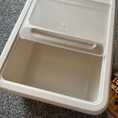 カインズホーム　米びつ　10kg 計量カップ
