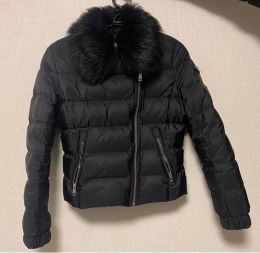 PRADA プラダ　ダウンジャケット42サイズ