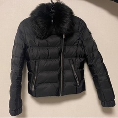 PRADA プラダ　ダウンジャケット42サイズ