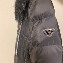 PRADA プラダ　ダウンジャケット42サイズの画像