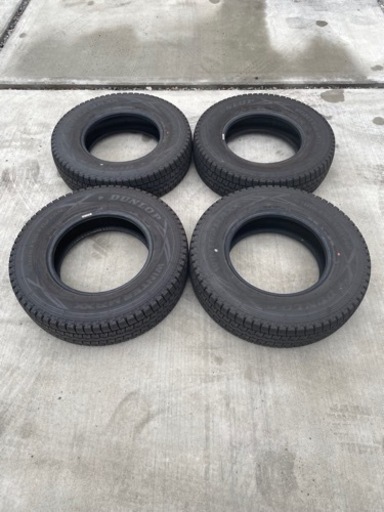 DUNLOP中古スタッドレスタイヤ　185/80r14