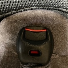 エールべべ　1歳〜のジュニアシートの画像
