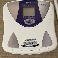 タニタ体脂肪計の画像