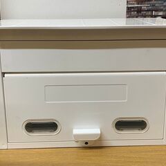 新品保管品　ポスト　スチール製　ホワイト　※店舗商品