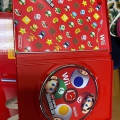 Wiiのスーパーマリオ限定 赤 値下げの画像