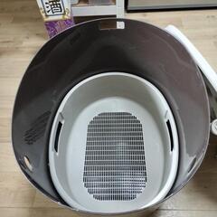 上から猫トイレの画像