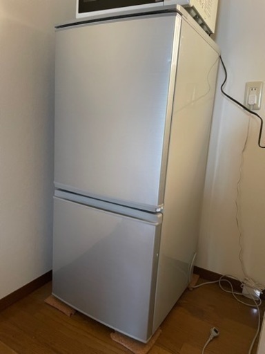 シャープ　冷蔵庫　一人暮らし用