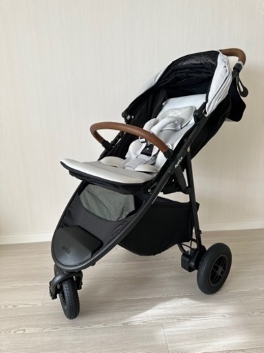 【新品・未使用】2023年最新モデル スムーヴプレシャス AB 3輪タイプ ベビーカー Aprica A型 エッグショック