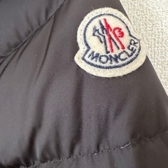 モンクレール　ブラックジャンパー　XSの画像