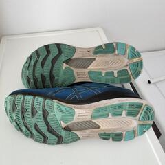 アシックス　GEL-KAYANO28の画像
