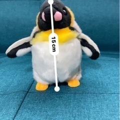 ⭐️最終値下げ！ペンギンぬいぐるみ 未使用品高さ15cmくらいの画像