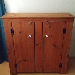 アンティーク調  キャビネットの画像