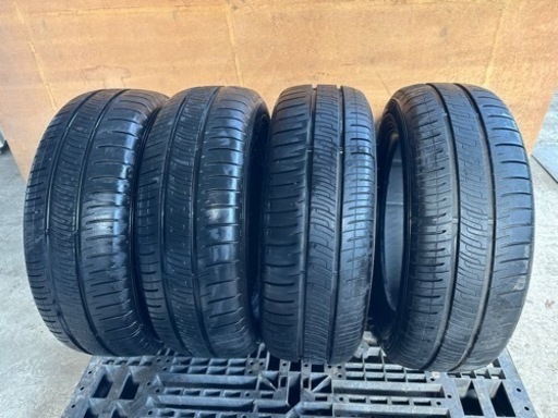 ダンロップ　205/60R16 夏タイヤ　4本