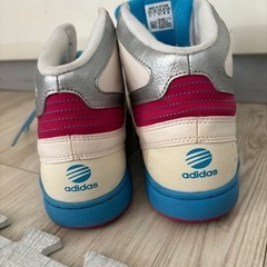 25cm！adidas ✩ハイカットスニーカー　ブルーピンク　可愛いの画像