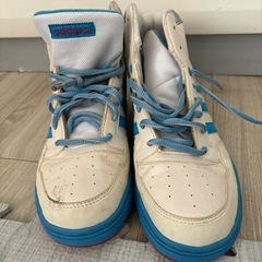 25cm！adidas ✩ハイカットスニーカー　ブルーピンク　可愛いの画像