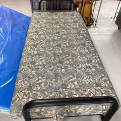 ソファーベッドの画像