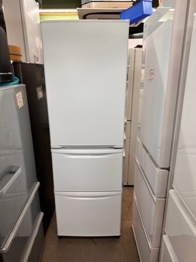 美品　2023年　365L　パナソニック　冷蔵庫　NR-C374C-W