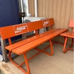 コカコーラ ベンチ