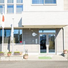 ▼重機オペレーター：正社員▼資格取り放題！未経験から戦力に！ 社宅完備★だからすぐ働ける！ 雰囲気は和気あいあい、充実の福利厚生で働きやすい！の画像