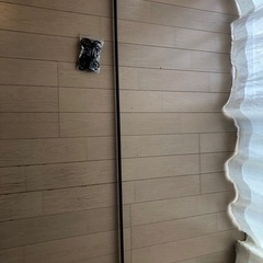 黒い突っ張り棒　カーテンポールとランナー