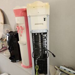 【売却済み】CRYTIAウォーターサーバー/ディスペンサー清掃&消毒済み・HC98L-WDブルーの画像