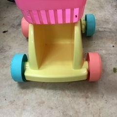 手押し車（おもちゃ付き）の画像