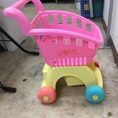 手押し車（おもちゃ付き）