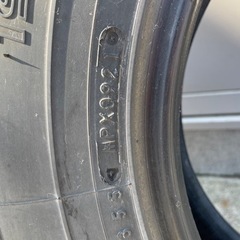 キャラバン　195/80R15 2本　スタッドレス　バリ溝の画像