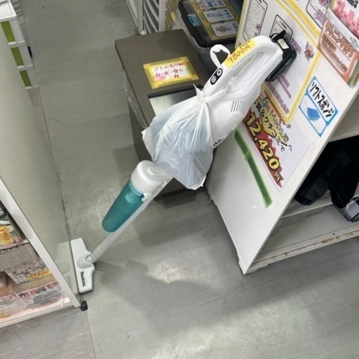 【コードレス　掃除機】【マキタ】★6ヶ月保証付き★クリーニング済み【管理番号11502】
