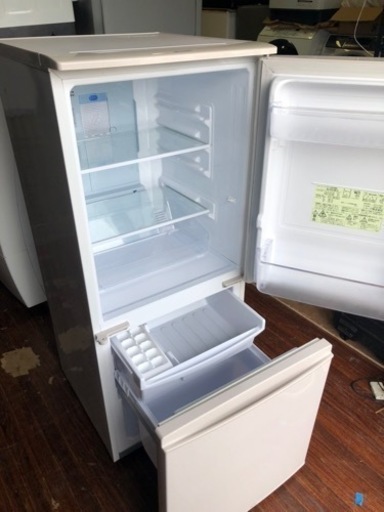 北九州市内配送無料　保証付き　SHARP SJ-PD14B-C [冷蔵庫 （137L・つけかえどっちもドア） 2ドア ベージュ系]