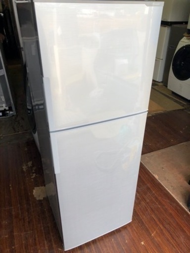 北九州市内配送無料　保証付き　SHARP SJ-23Y-S [冷蔵庫（225L・右開き） 2ドア シルバー系]