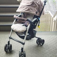 コンビ ディアクラッセ オート 4キャス エッグショック FE-...