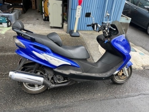 マジェスティ125キャブ車です。