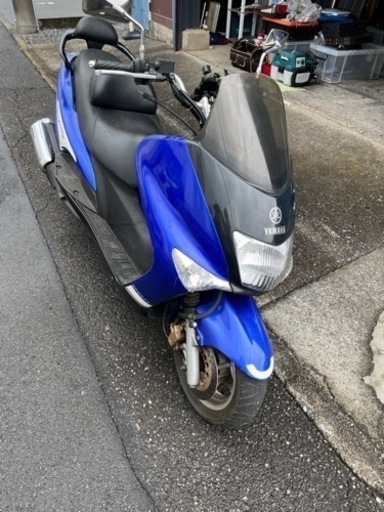 マジェスティ125キャブ車です。