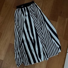 服/ファッション スカート