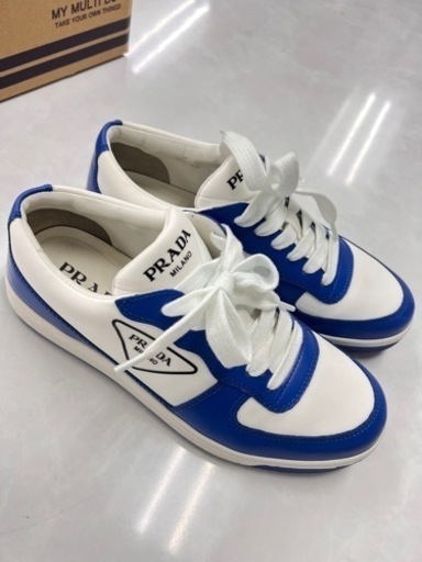 プラダ スニーカー