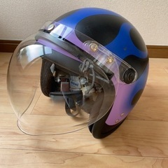 ヘルメットの画像