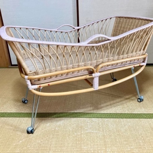 【希少品】アンティーク　ベビーベッド　ゆりかご　レトロ ビンテージ　家具 希少品】アンティーク ベビーベッド ゆりかご レトロ - メルカリ