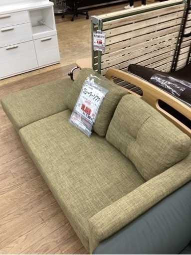 KB-41【新入荷　リサイクル品】スツール付き　2シーターソファ　カーキ色